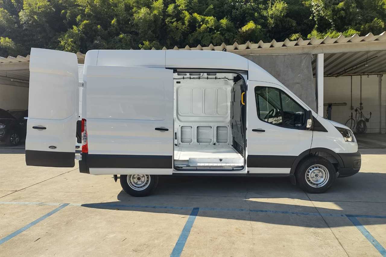 Ford Transit Furgão - 22/23 4
