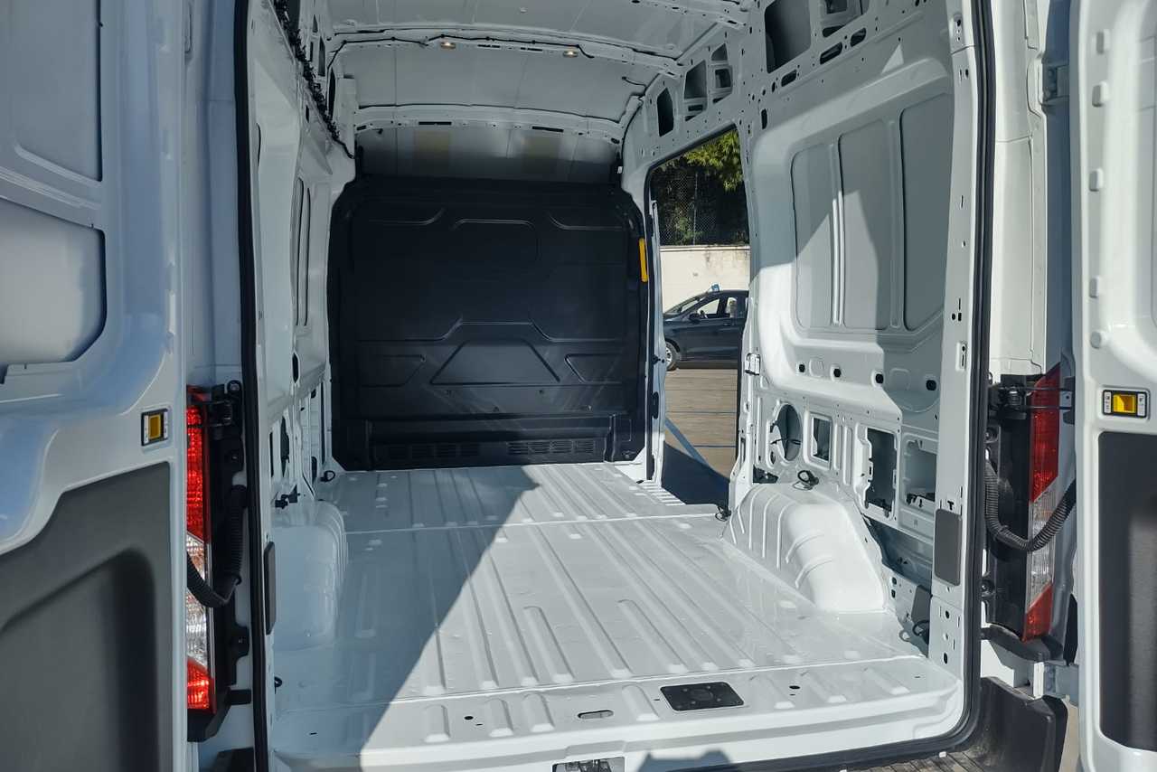 Ford Transit Furgão - 22/23 5