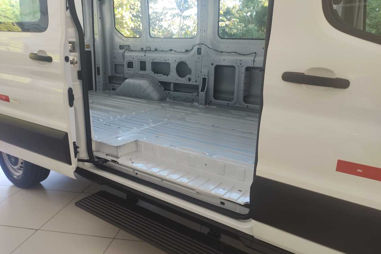 Ford Transit Furgão - 21/22 8