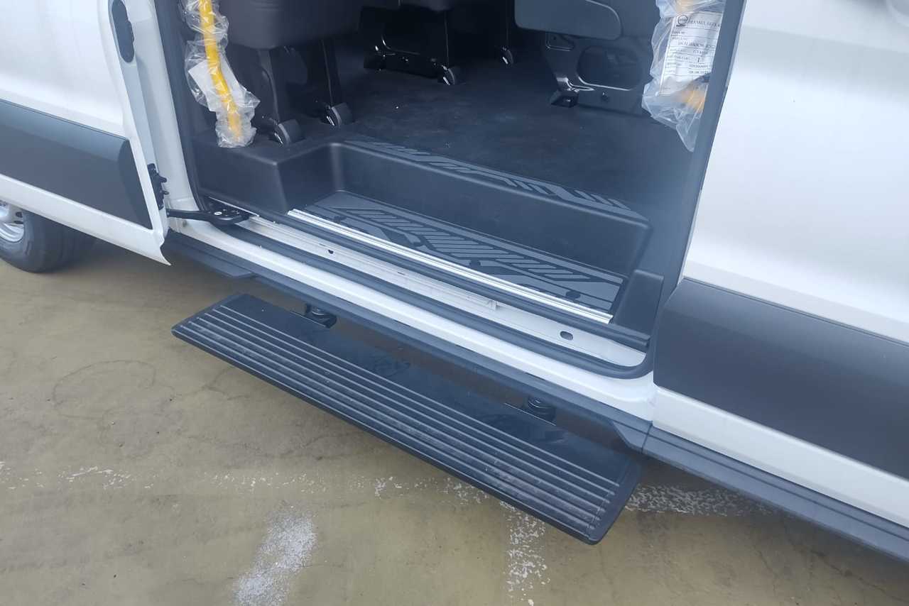 Ford Transit - 22/21 8