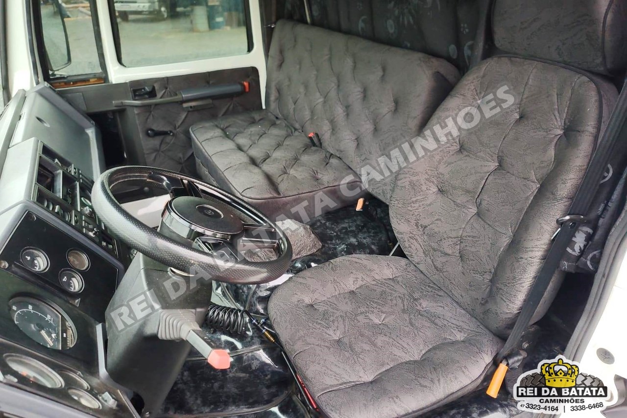 Ford Cargo4031 - 05/05 11