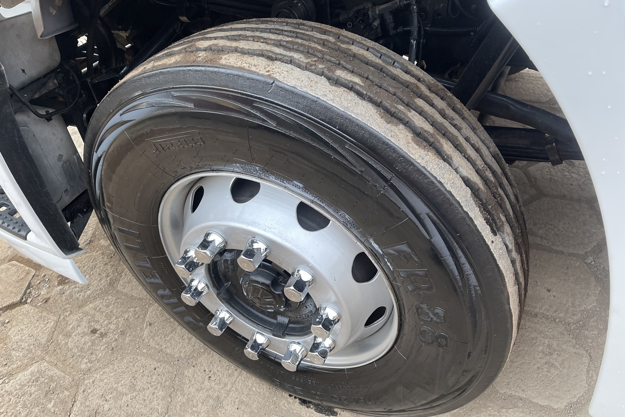 Volkswagen 24-280 E Constellation 6x2 - 21/21 10