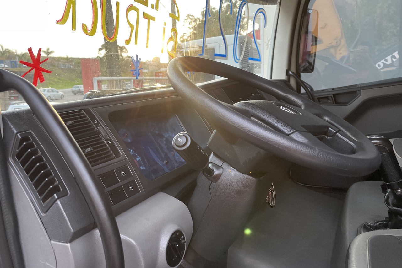 Volkswagen 24-280 E Constellation 6x2 - 21/21 14