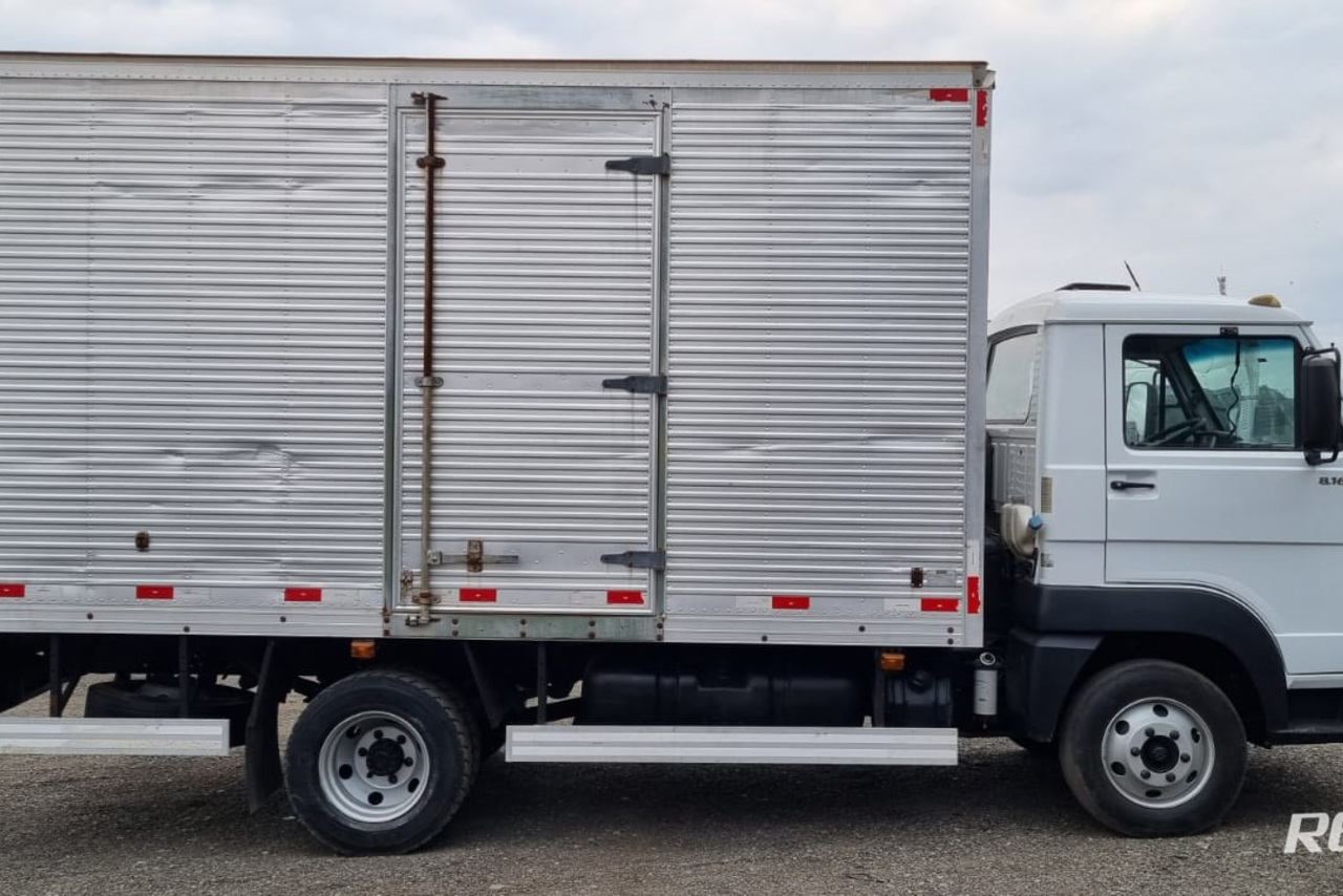 Volkswagen 8 160 - 13/14 2