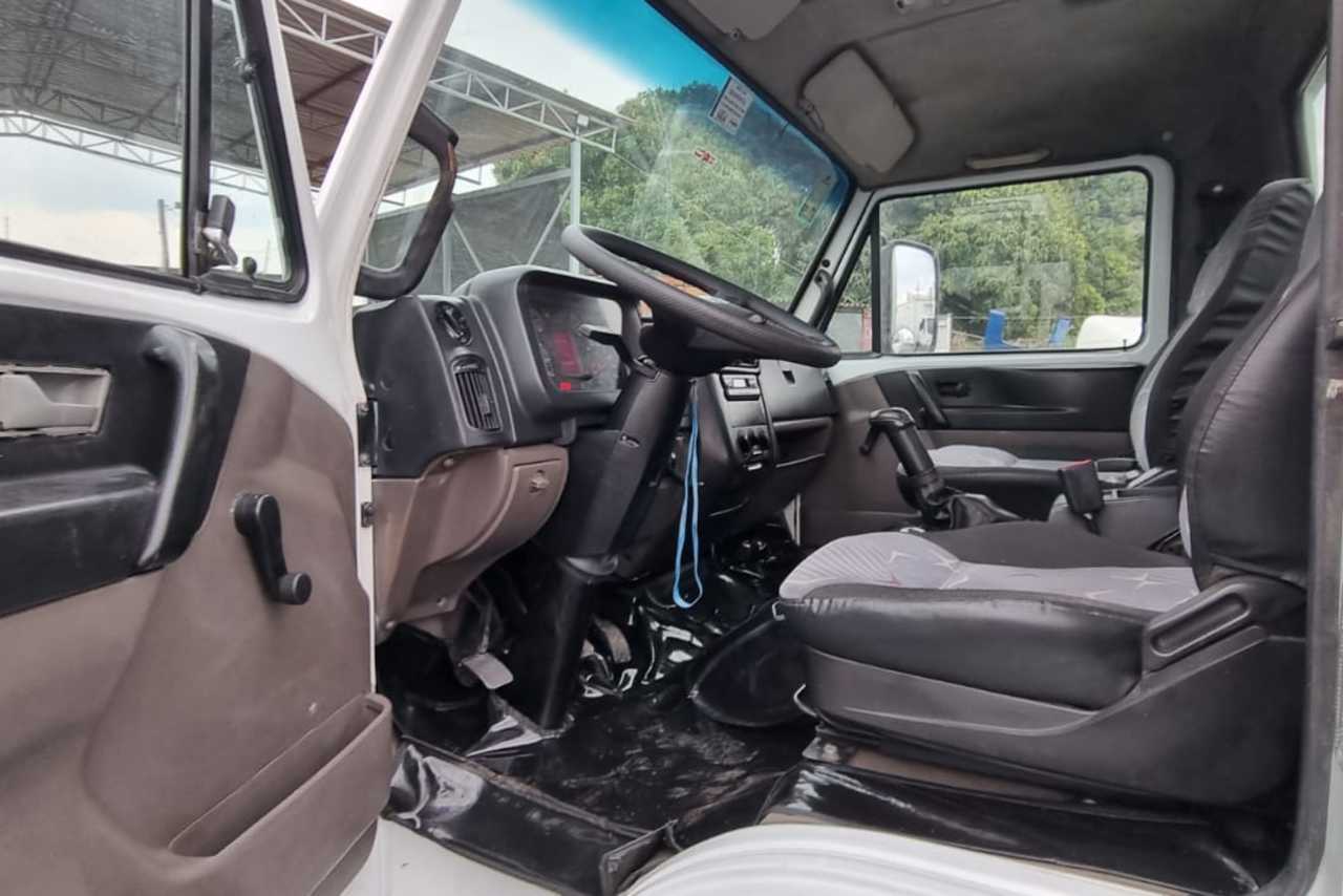 Volkswagen 8 160 - 13/14 14