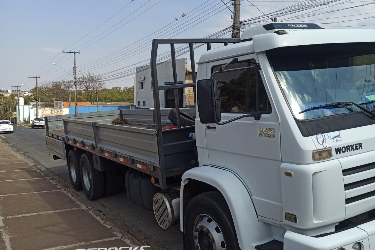 Volkswagen 24 220 - 07/07 4