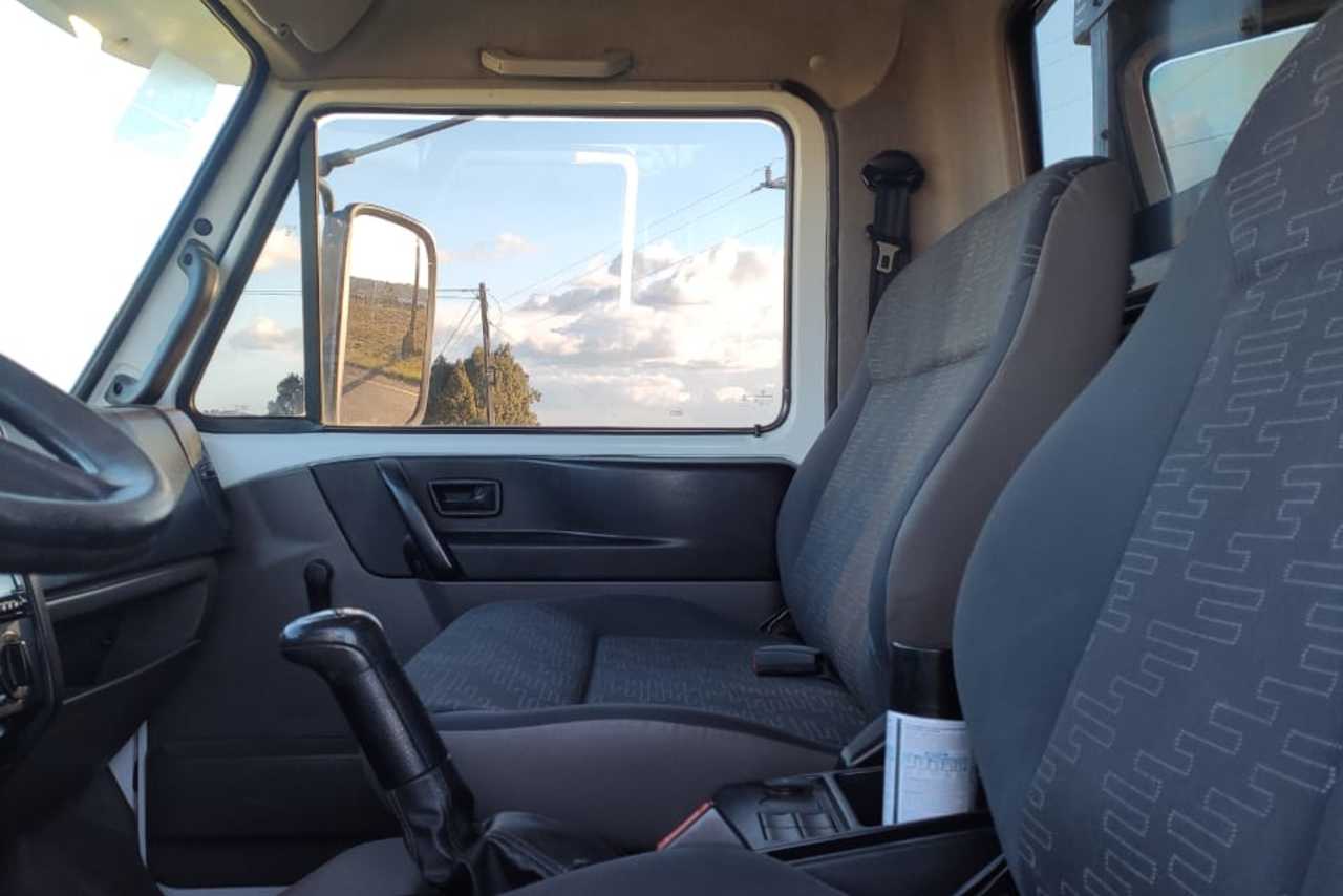 Volkswagen 8 160 - 14/14 4