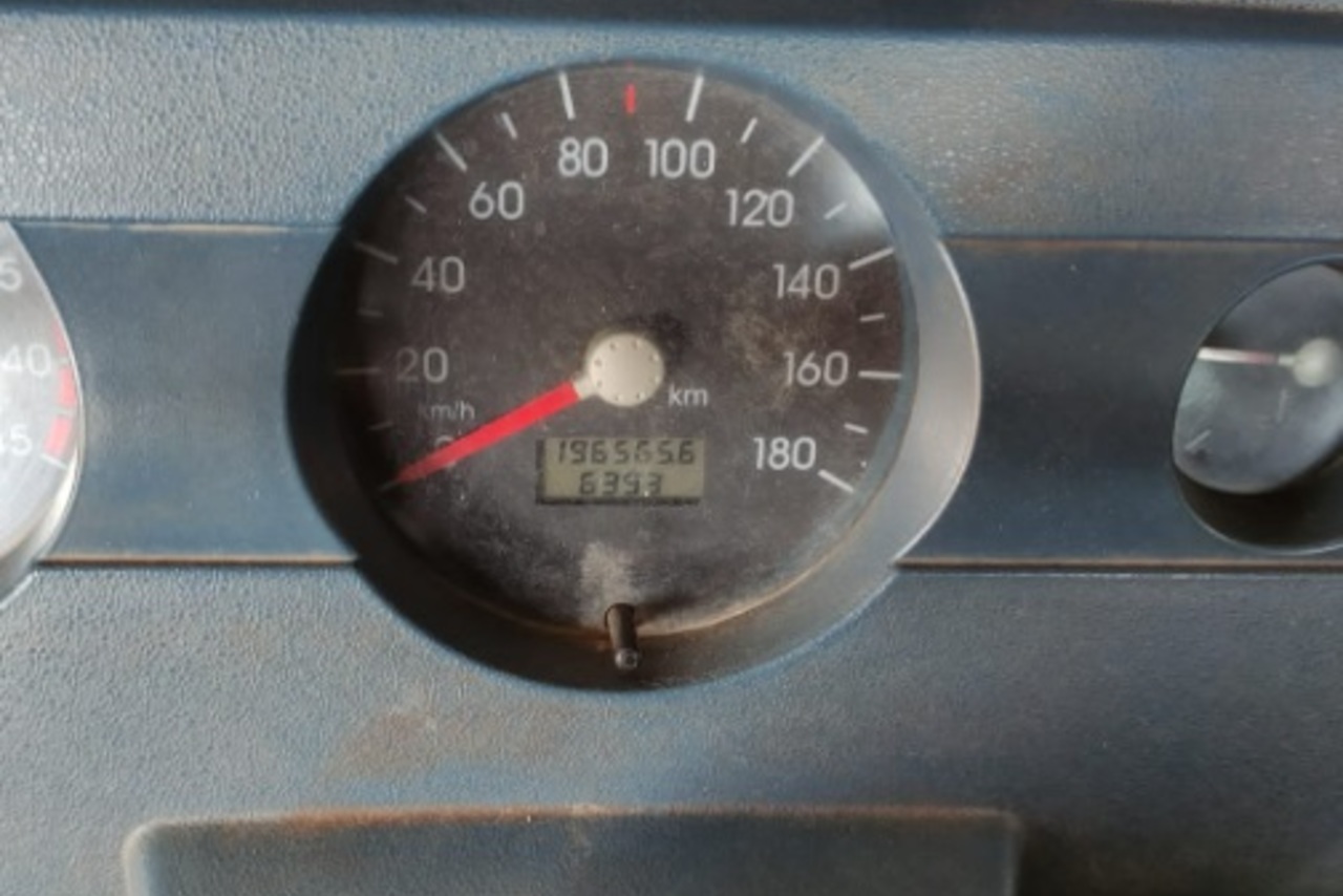 Volkswagen 8 150 - 07/07 6