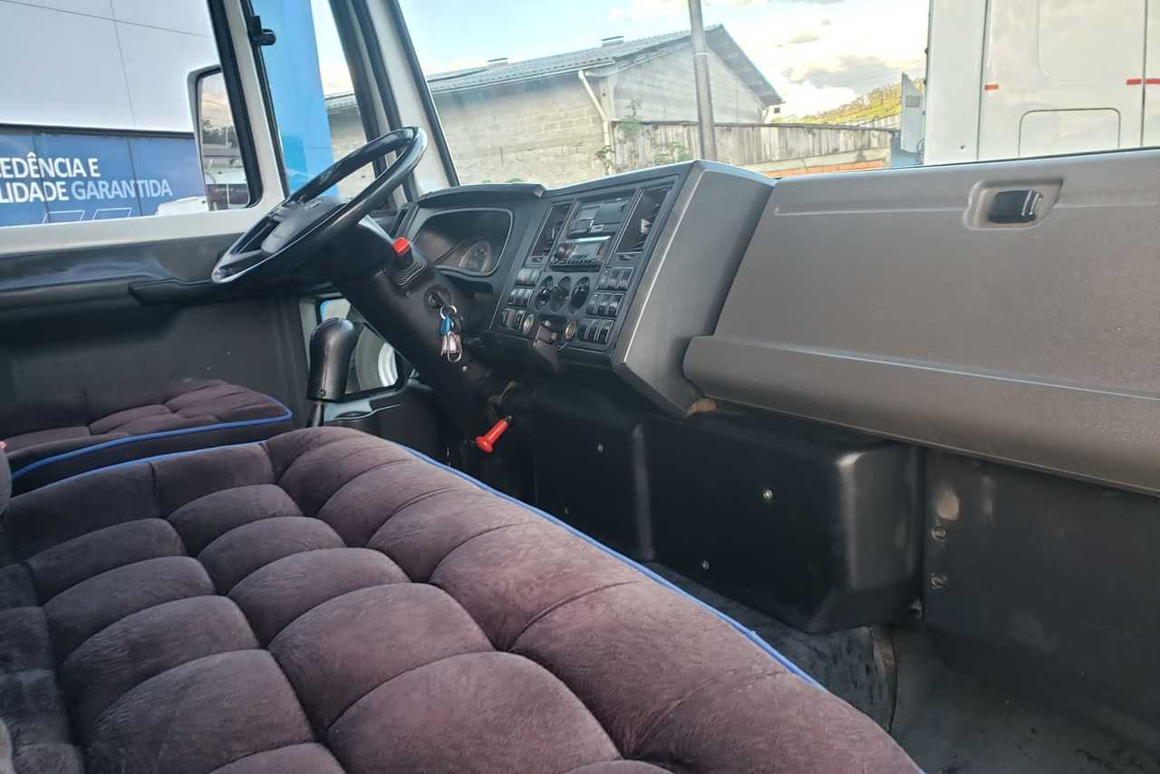 Ford Cargo1119 - 15/15 20