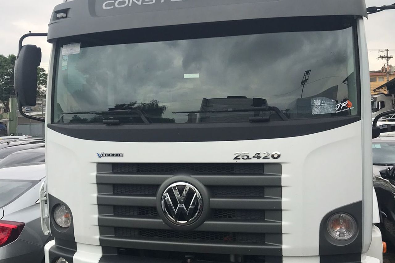 Volkswagen 25 420 - 21/22 2