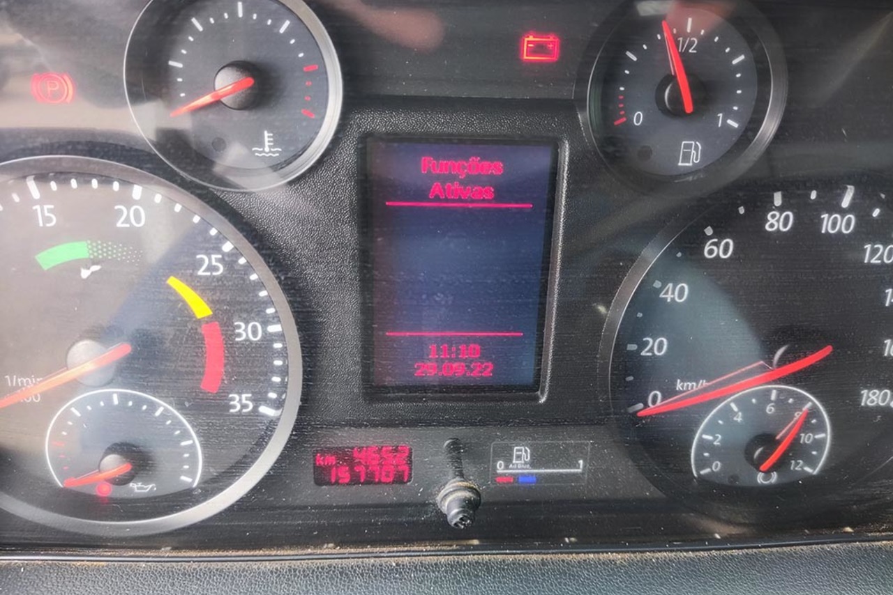 Volkswagen 8 160 - 16/16 6