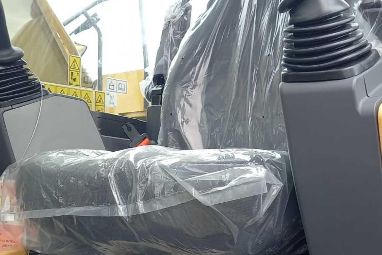 Caterpillar  320 - 21/21 3