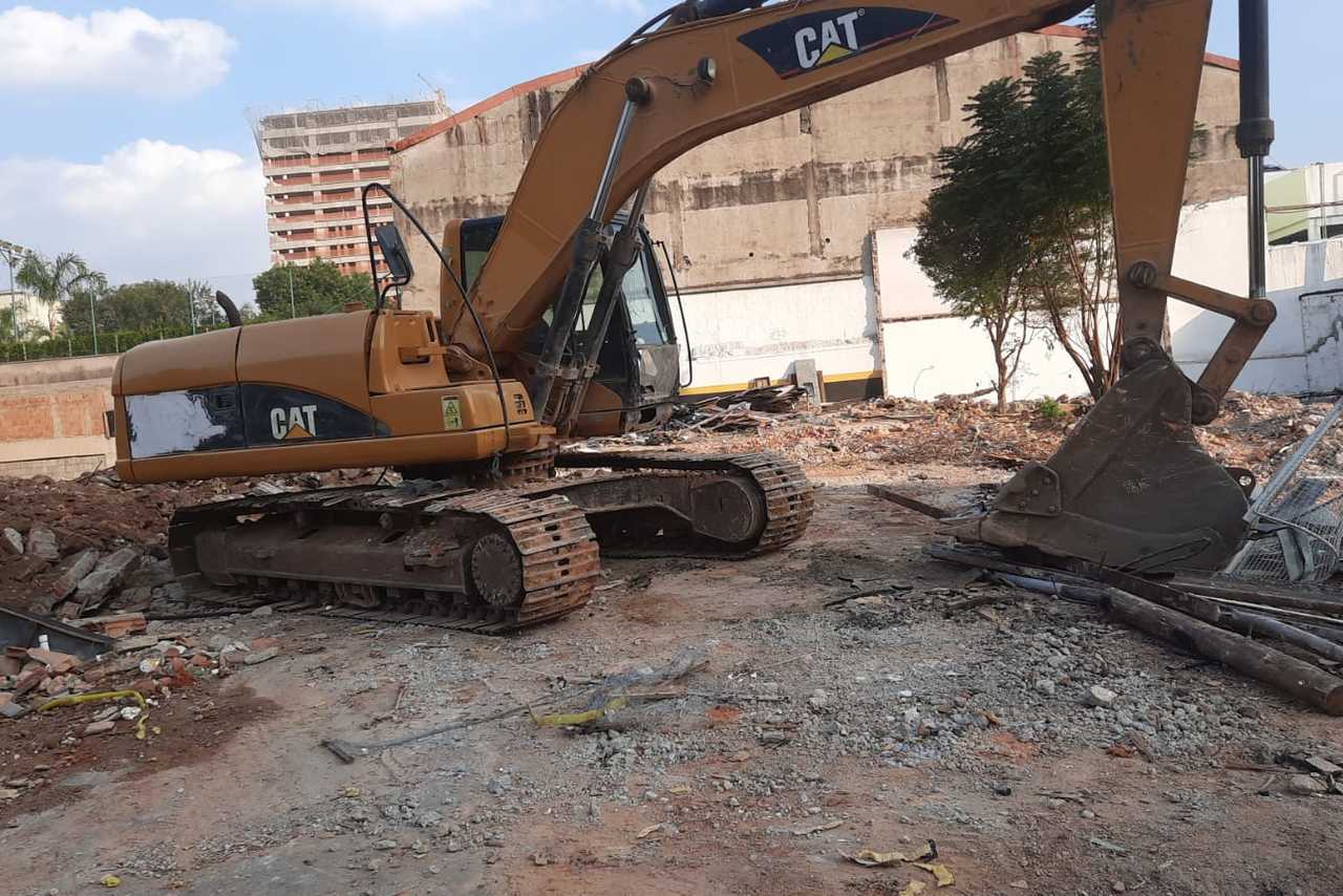 Caterpillar 320C - 02/02 4