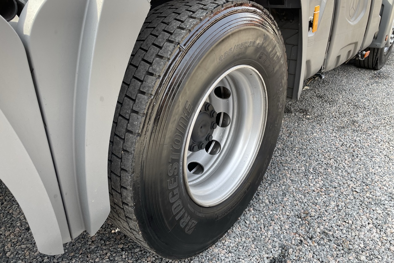 Mercedes Benz Axor 2544 - 19/19 6