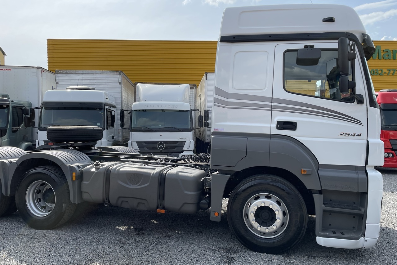 Mercedes Benz Axor 2544 - 19/19 9