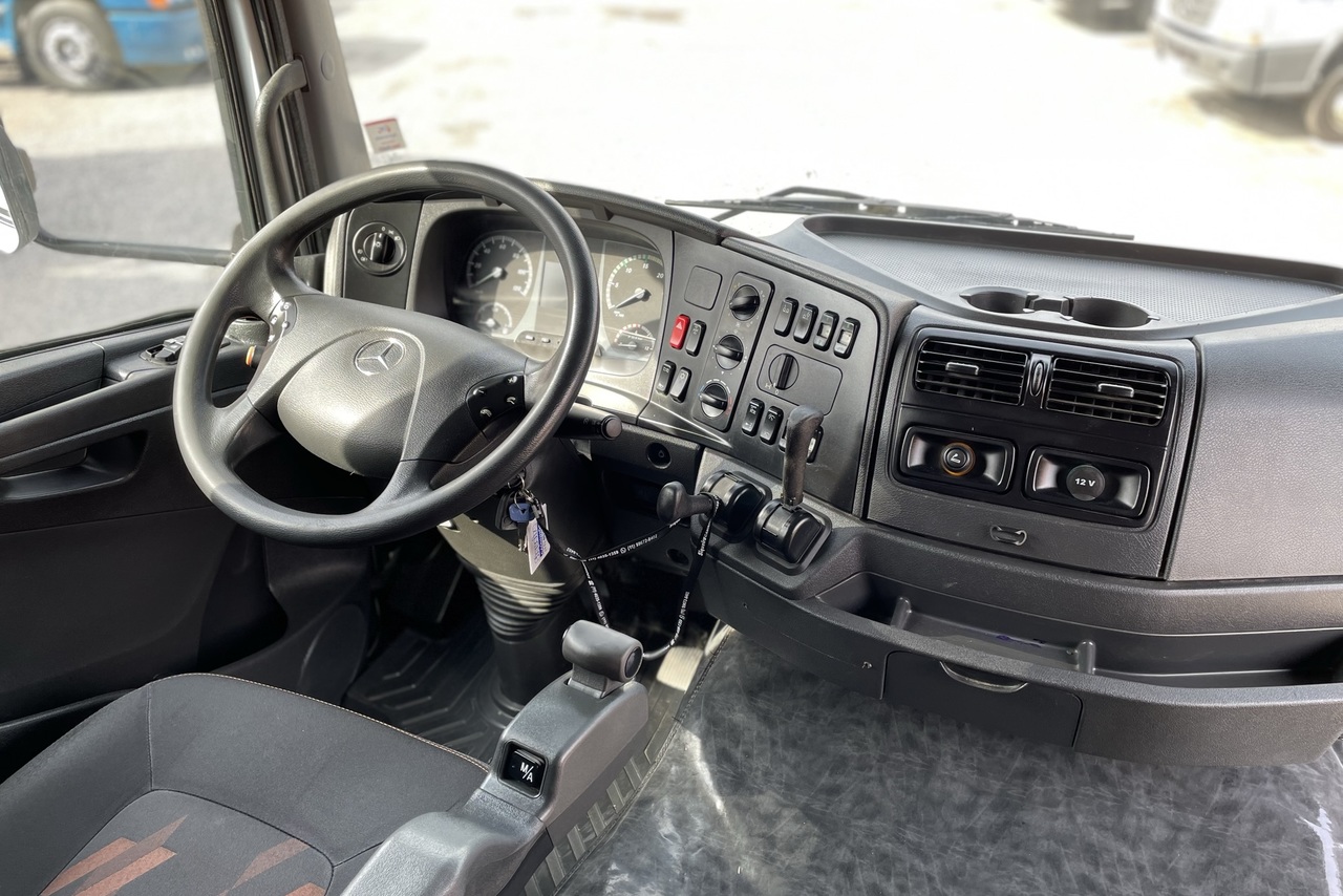 Mercedes Benz Axor 2544 - 19/19 11