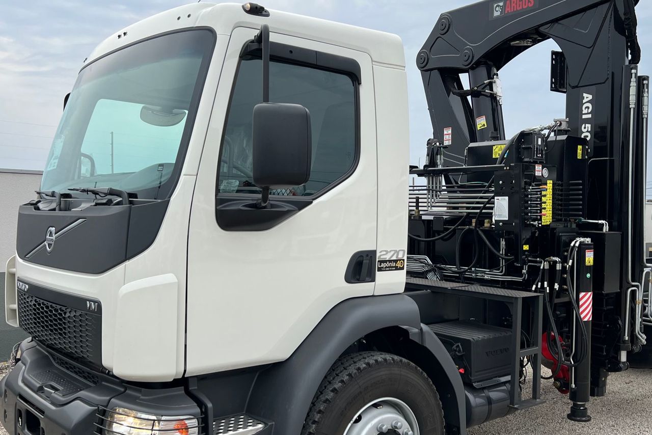 Volvo VM 270 - 22/22 10