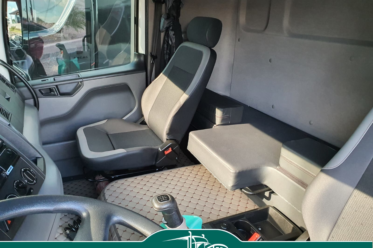 Volkswagen 24-280 E Constellation 6x2 - 20/21 17