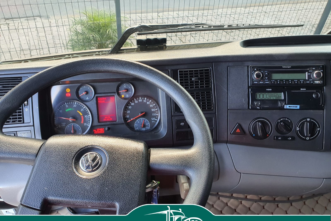 Volkswagen 24-280 E Constellation 6x2 - 20/21 18