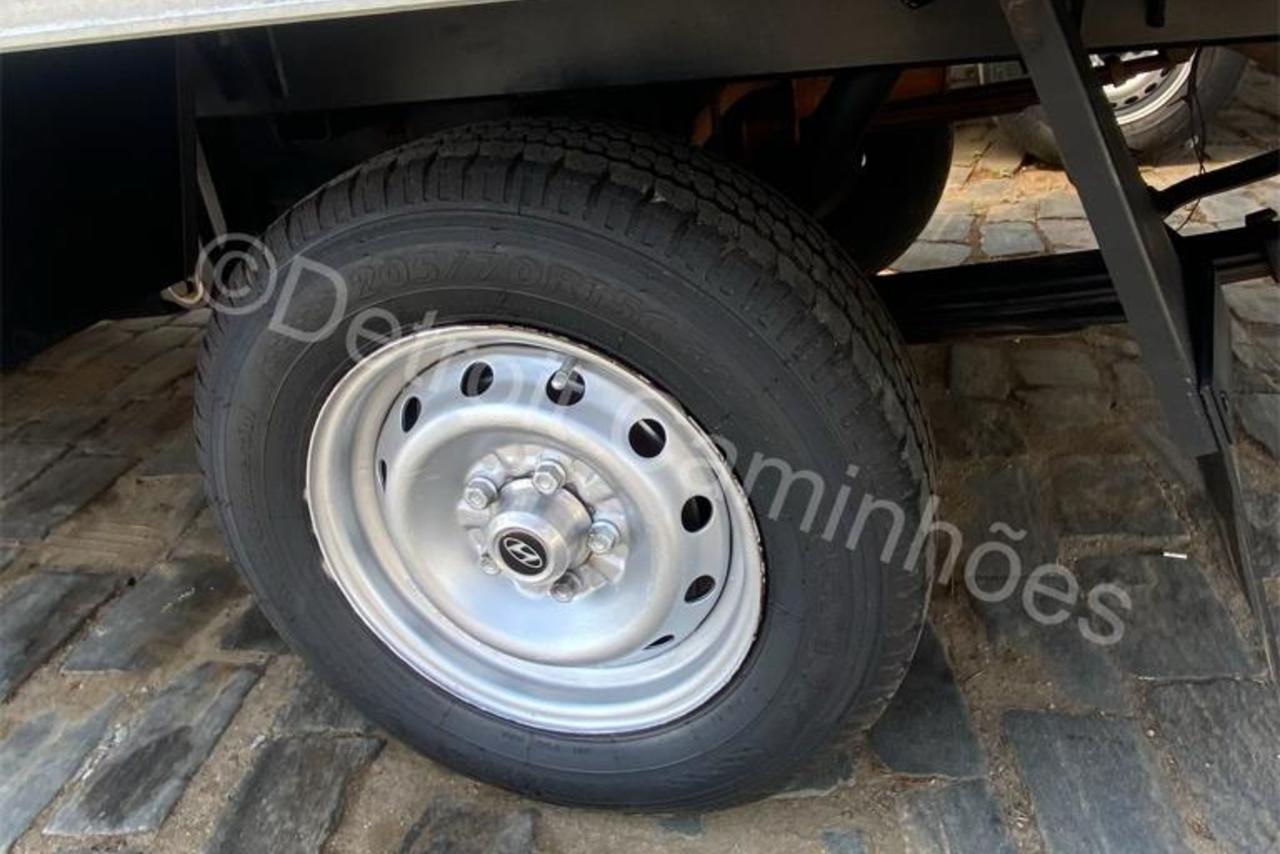 Hyundai HR - 14/14 4