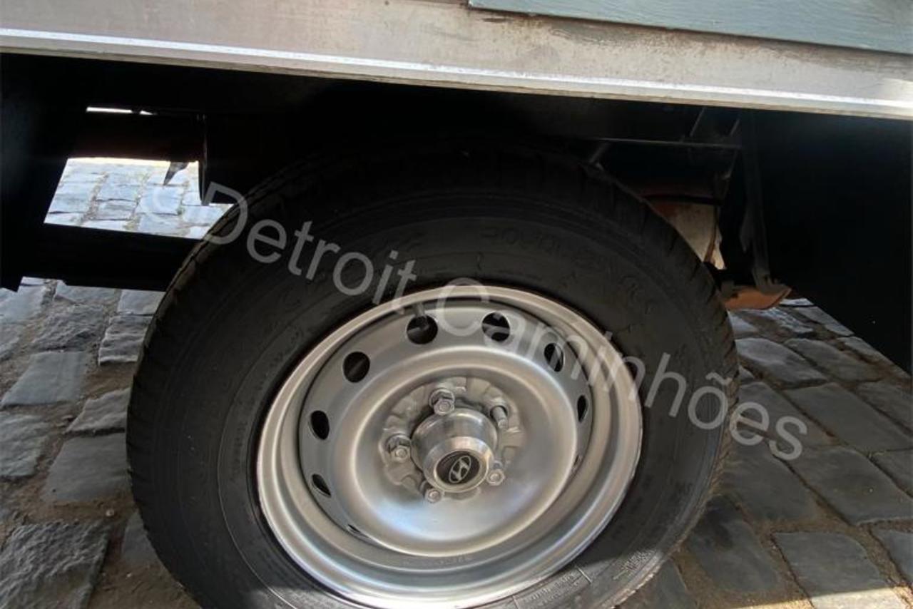 Hyundai HR - 14/14 11