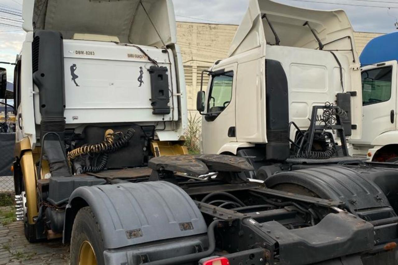 Volkswagen 19-370 E Constel. Tractor  - 08/08 6