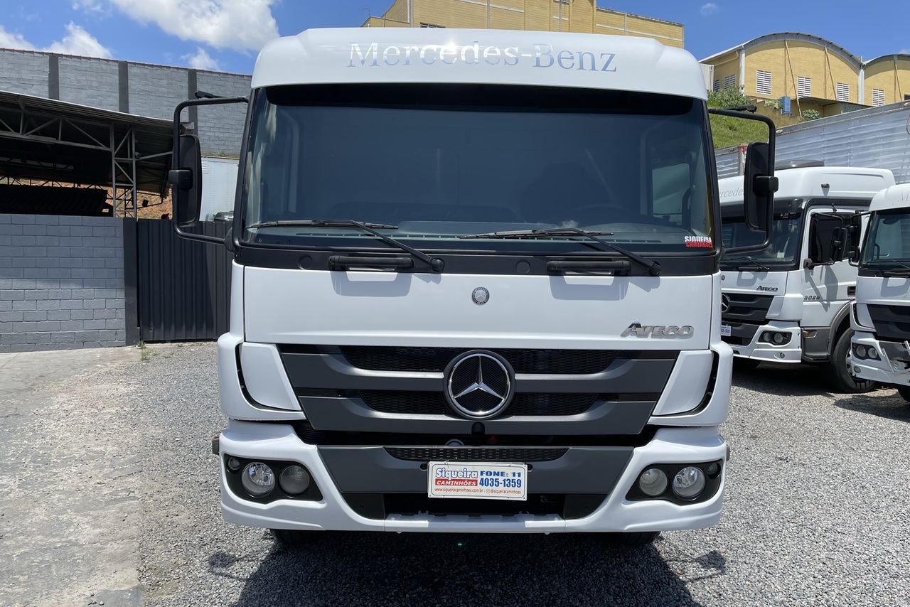 Mercedes Benz Atego 2426 - 18/19 2