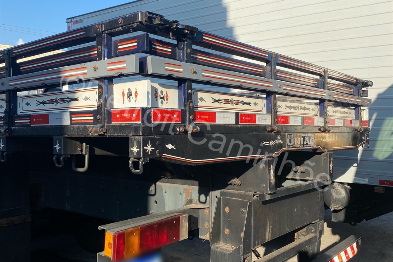 Iveco 240E25 - 09/09 3