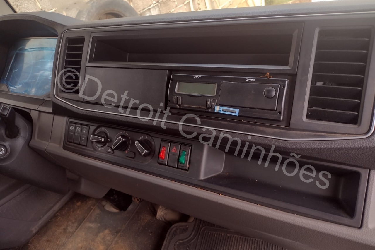 Volkswagen 11-180 Delivery  - 19/19 5