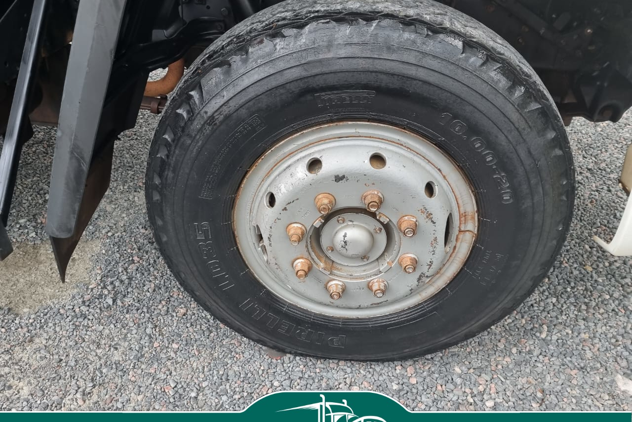 Ford Cargo1317 - 08/09 7