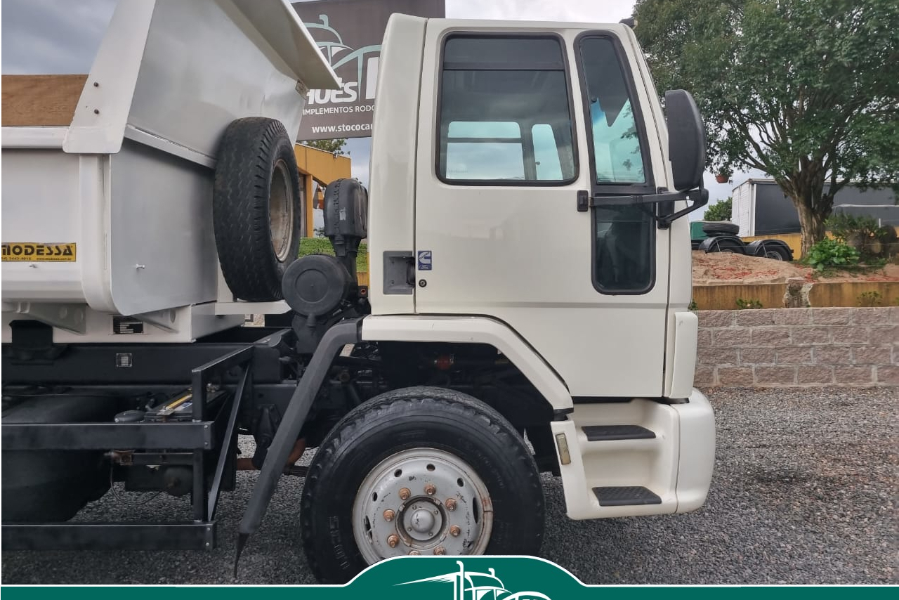 Ford Cargo1317 - 08/09 11