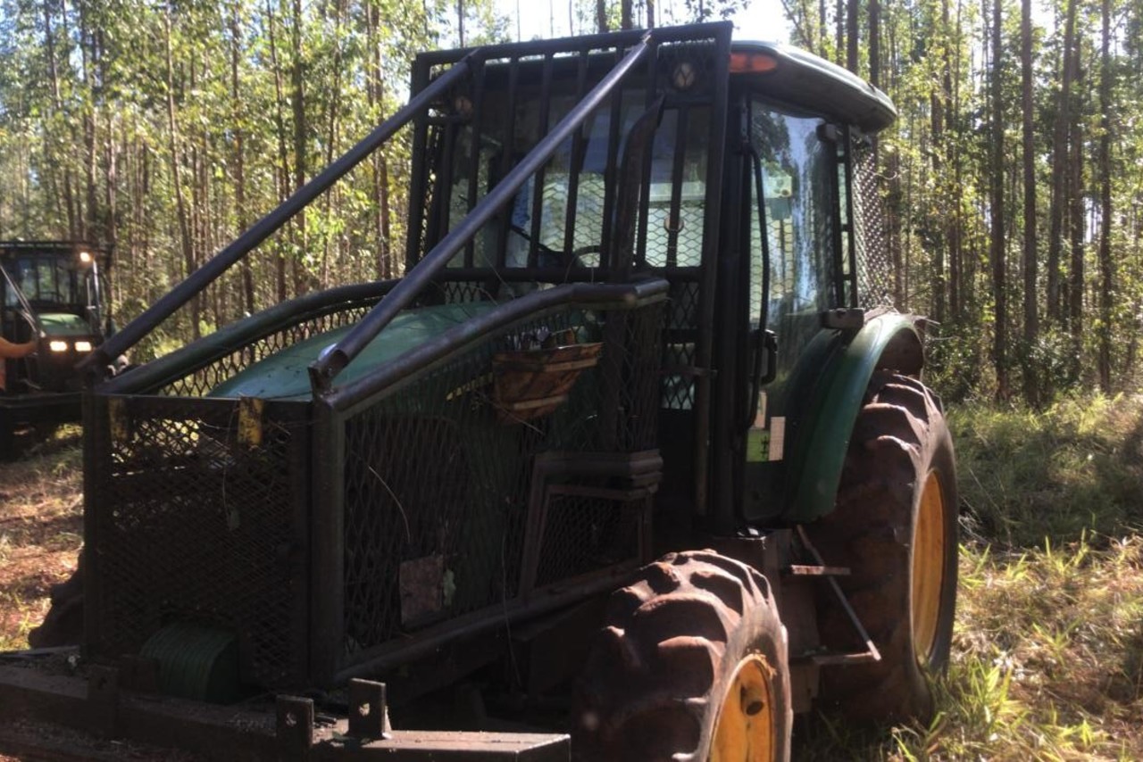John Deere 5085 - 16/16 2