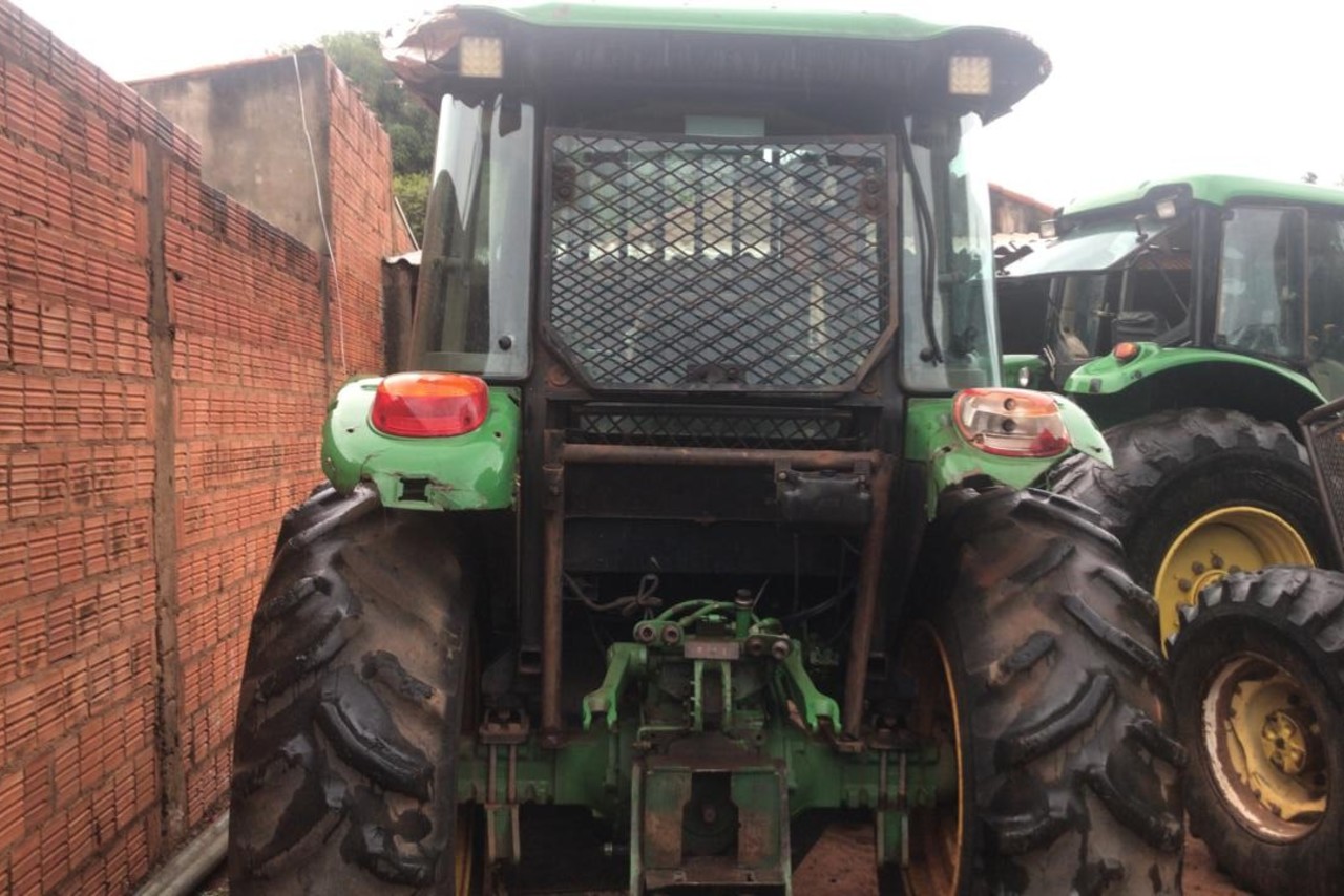 John Deere 5085 - 17/17 4