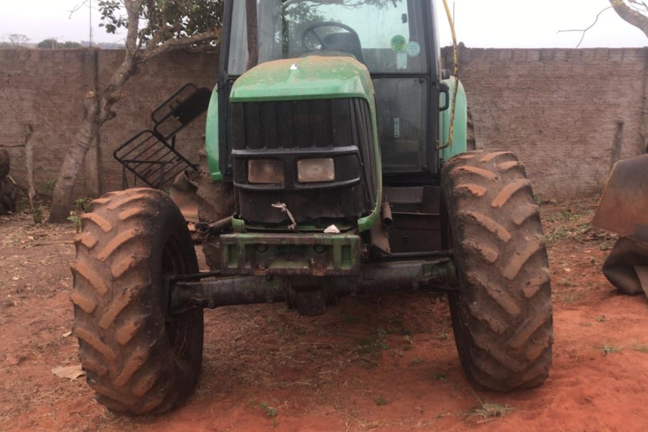 John Deere 6110J - 11/11 2