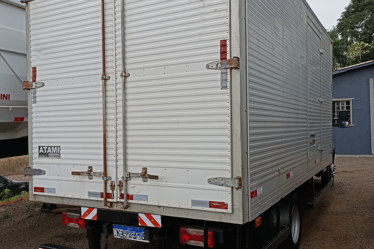 Iveco 7016 - 11/12 4