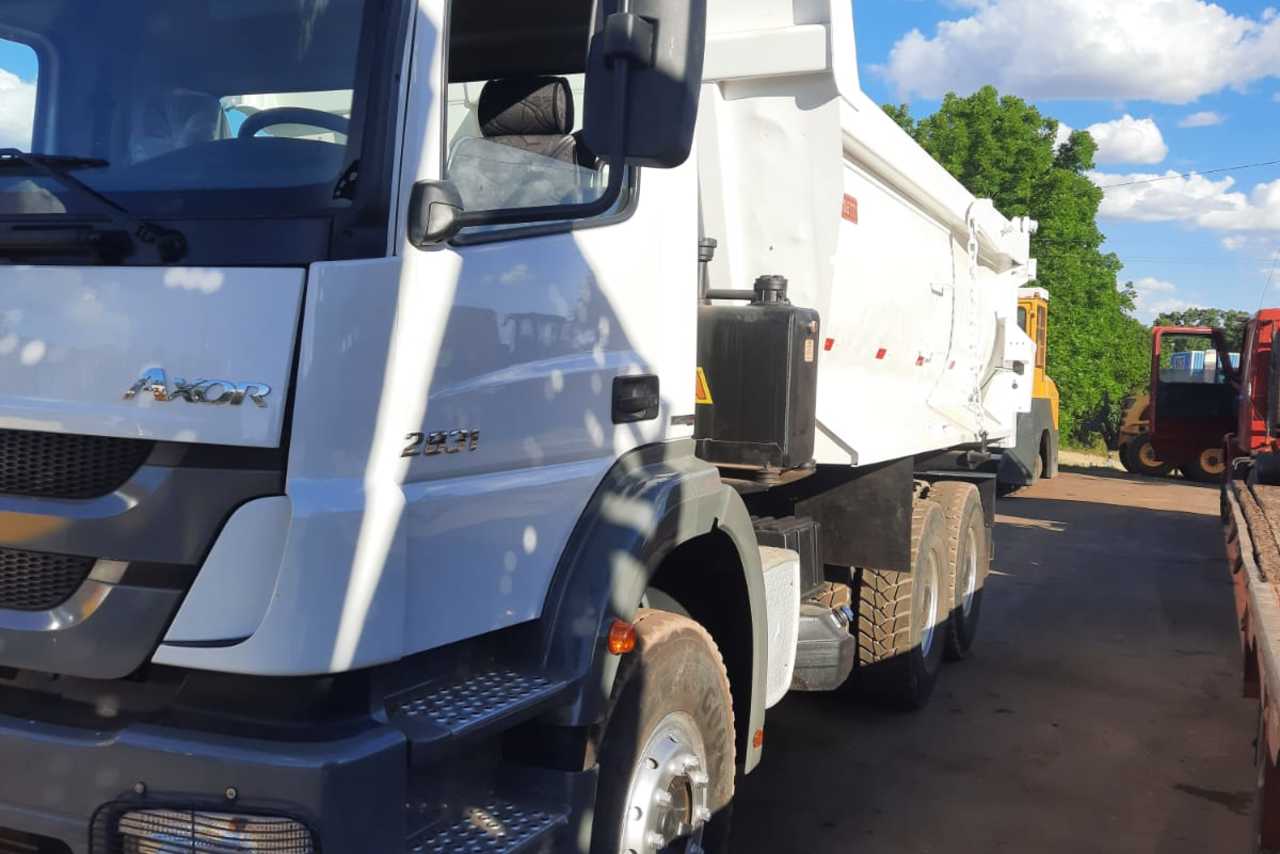 Mercedes Benz Axor 2831 - 13/13 3