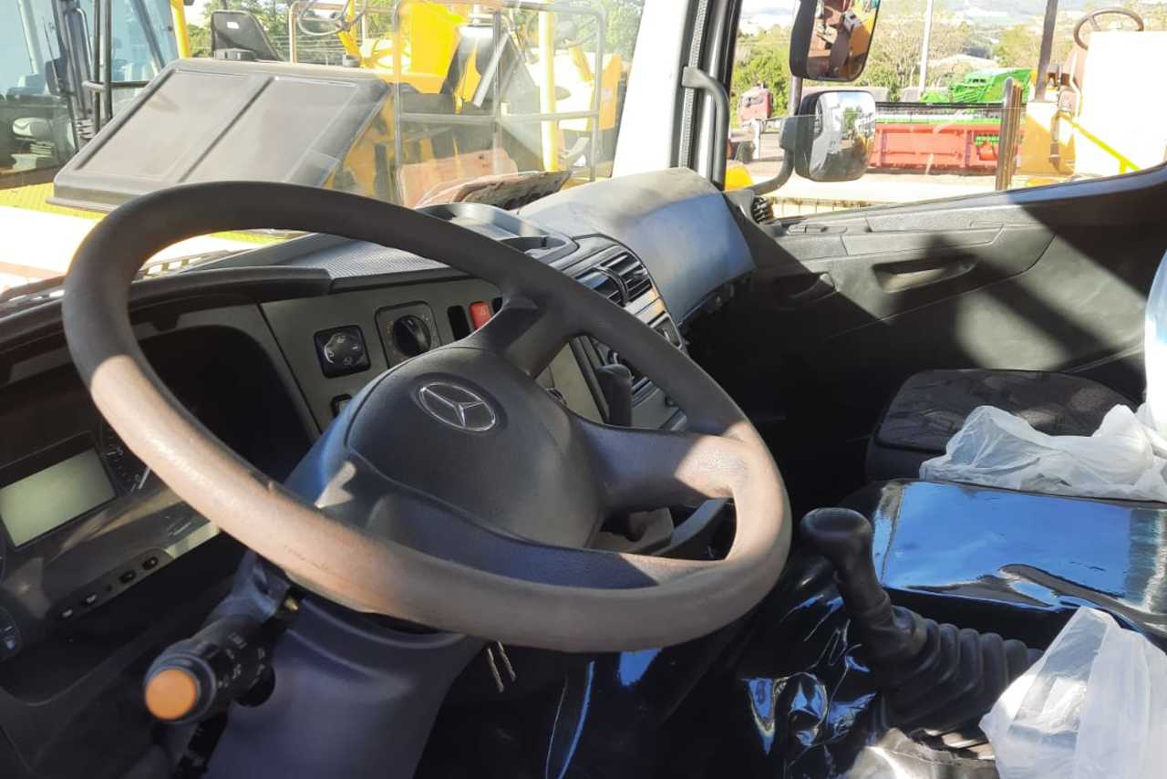 Mercedes Benz Axor 2831 - 13/13 10