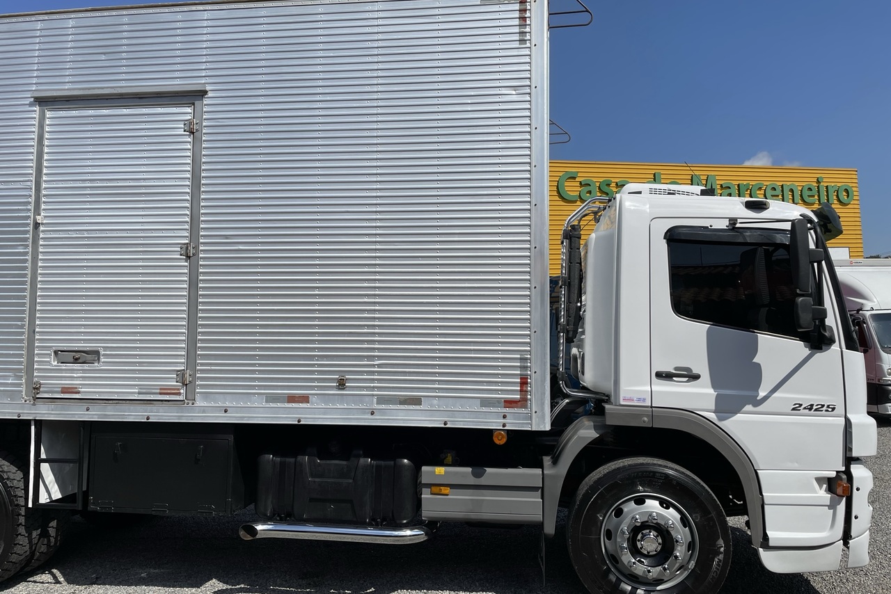 Mercedes Benz Atego 2425 - 11/12 8