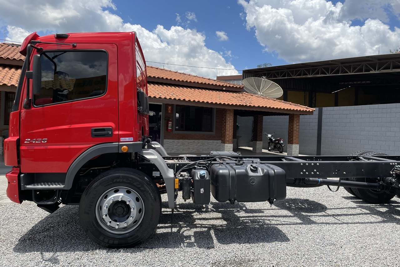 Mercedes Benz Atego 2426 - 18/19 8