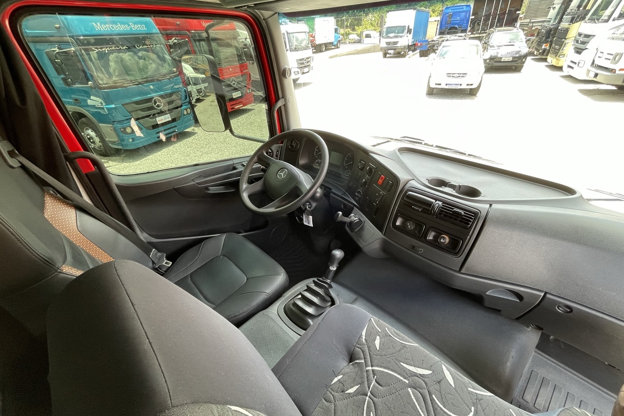 Mercedes Benz Atego 2426 - 18/19 11