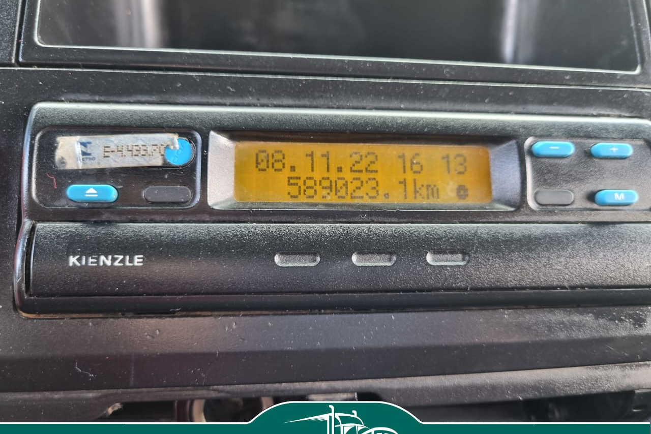 Mercedes Benz MB 1418 - 04/05 3