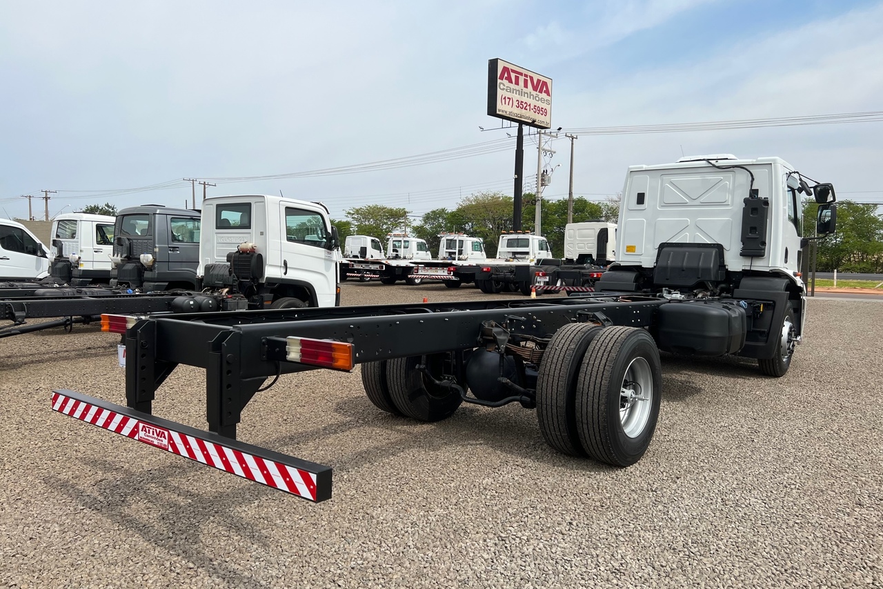 Ford Cargo 1719 - 17/18 5