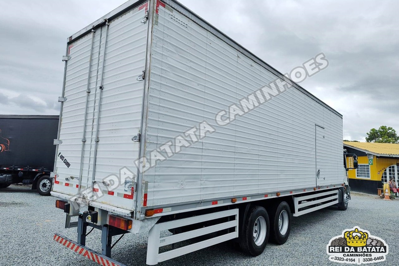 Iveco Tector 240E25 - 09/09 3