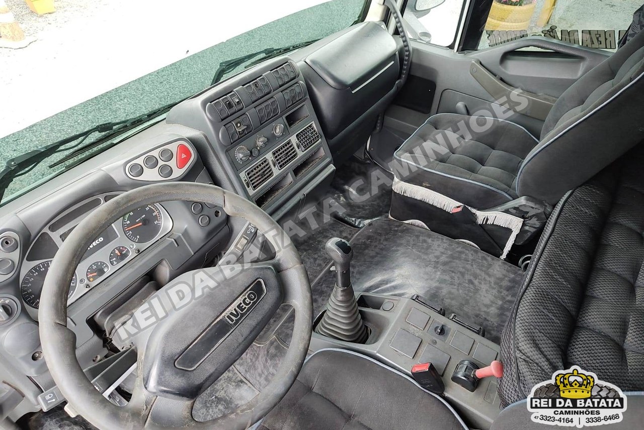 Iveco Tector 240E25 - 09/09 9