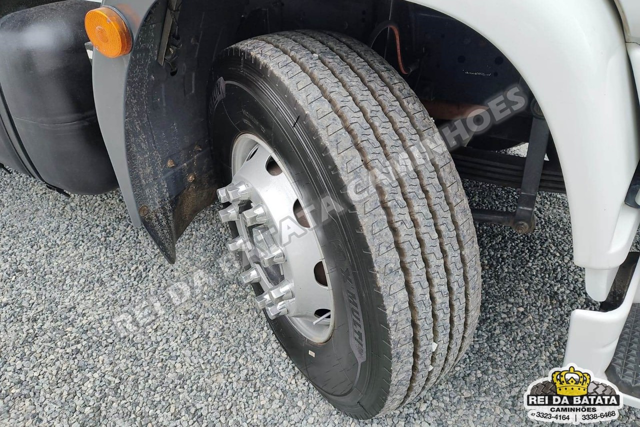 Iveco Tector 240E25 - 09/09 23