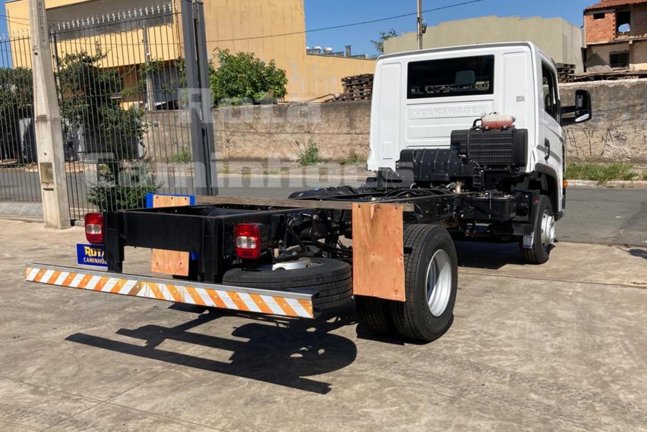 Volkswagen 11-180 Delivery - 19/20 5