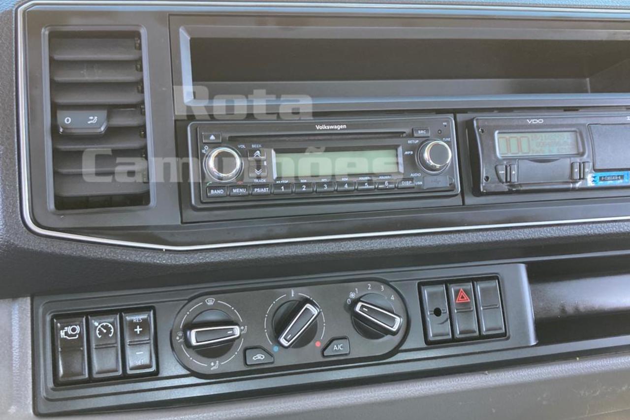 Volkswagen 11-180 Delivery - 19/20 8