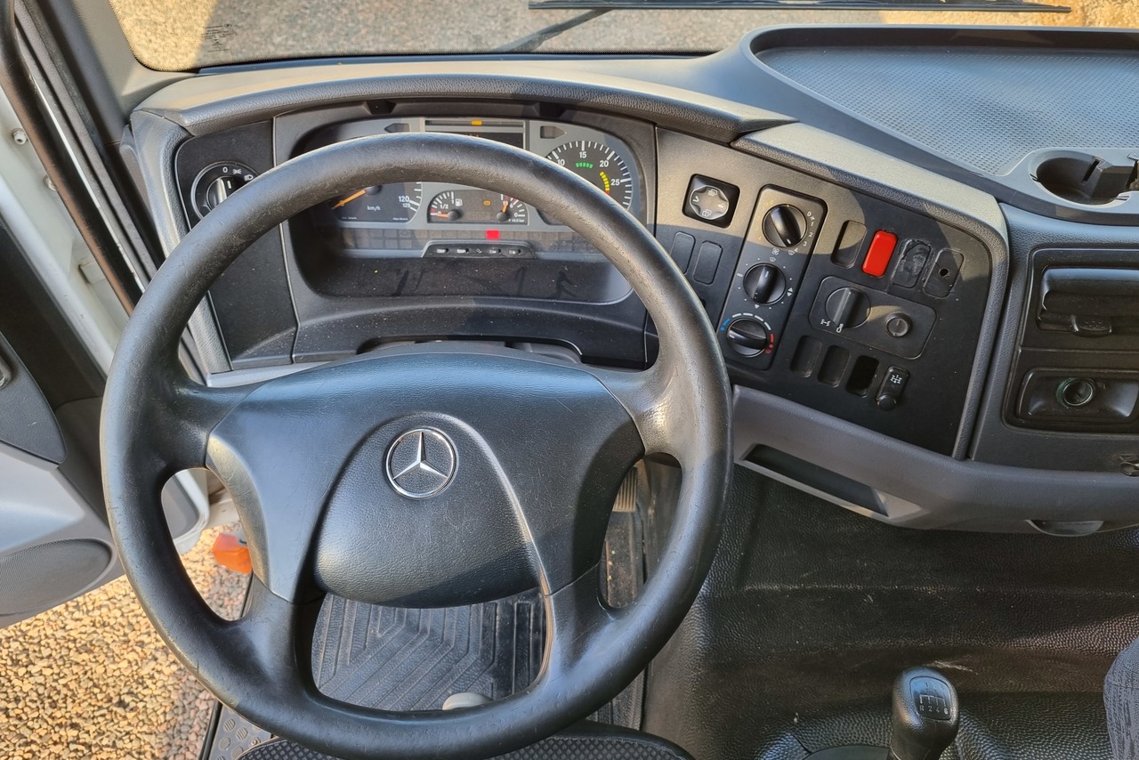 Mercedes Benz Atego 1725 - 10/11 13