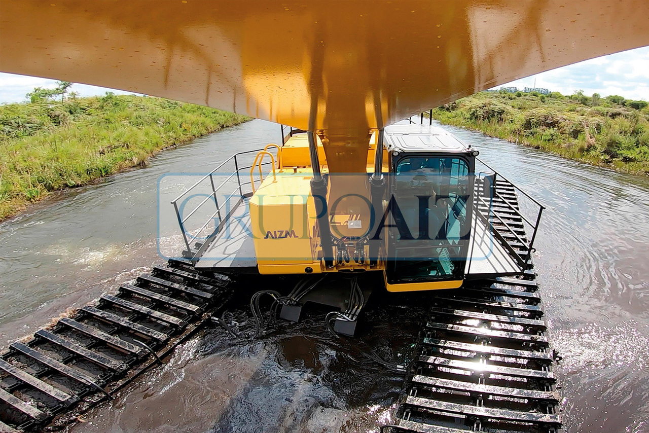 Escavadeira AIZM Machines ANFÍBIA 35 2022 em MG | Trucadão