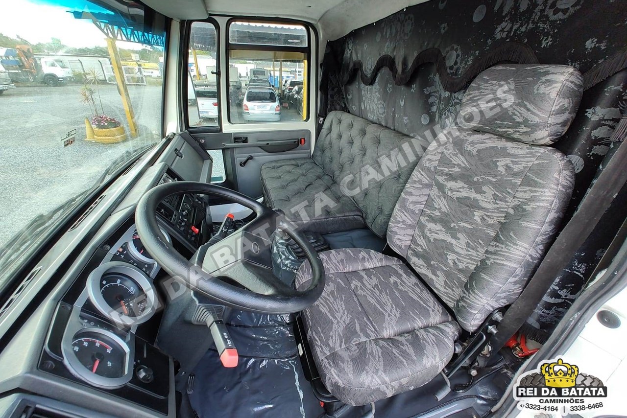 Ford Cargo2428 - 11/11 10